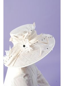 Condici fehér kalap